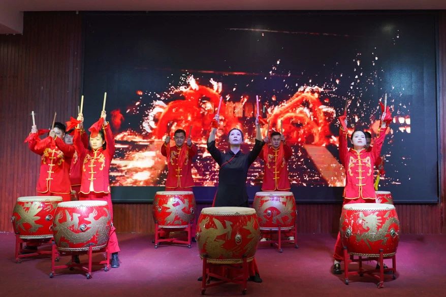 歲末盛典 揚(yáng)帆啟航 | 2024年湘聯(lián)電纜年會圓滿舉行！
